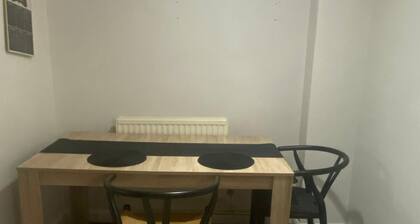 Cosy House 6-8 mins walk to Canterbury City Centre