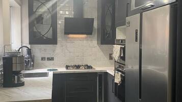 Microwave, oven, stovetop, dishwasher