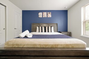 8 Schlafzimmer, Bügeleisen/Bügelbrett, kostenloses WLAN, Bettwäsche