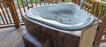 Carnival-Inspired Retreat with Valley Views – La Vega, DR