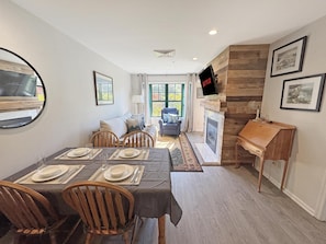 Interior - Heated Pool Hot Tubs Sauna Gym Deck Mtn Front Appalachian @ Mtn Creek #224 (vernon)