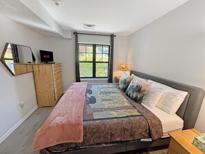 1 غرفة نوم ومكتب ومكواة/لوح كي وواي فاي مجانًا