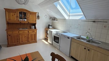 Uuni, liesi, astianpesukone