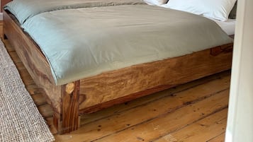 1 habitación, wifi y ropa de cama