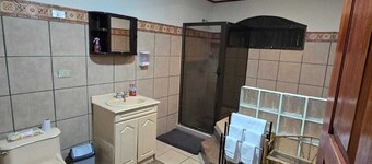 Your refuge in Guanacaste: comfort, swimming pool and nearby beaches