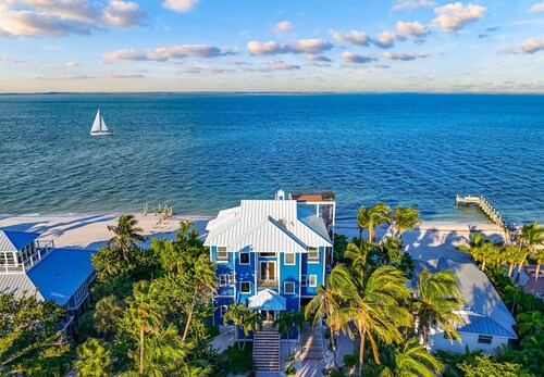 Gran Palacio-Beachfroont,Pool, Fishing & 360 Views, North Captiva Luxury Escape