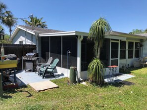 屋外ダイニングエリア