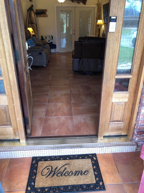 Interior - Walk or Bike to EVERYTHING, All about comfort and location. Newly renovated 2025 (Crystal River)