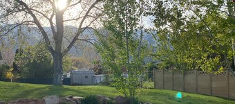 Charming 3-bedroom private basement suite in Layton with everything you'll need.