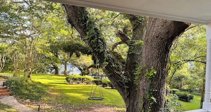 Cici's Guest House Top rated stay in Laurel