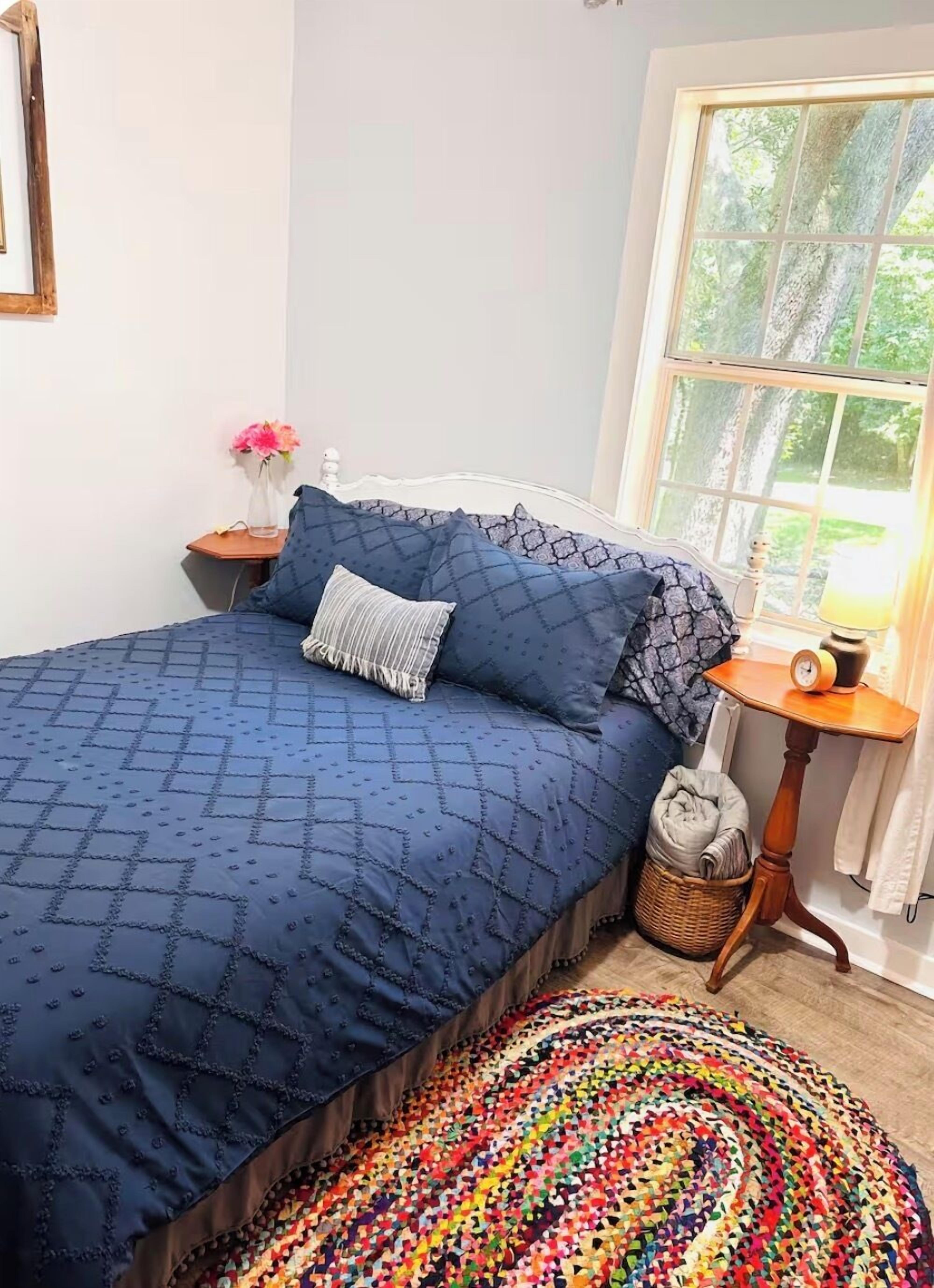 2 bedrooms, desk, free WiFi, bed sheets