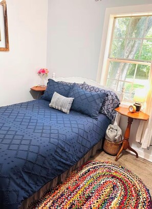 2 bedrooms, desk, free WiFi, bed sheets - Cici's Guest House Top rated stay in Laurel (Laurel)
