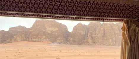 Brankas dan Wi-Fi gratis