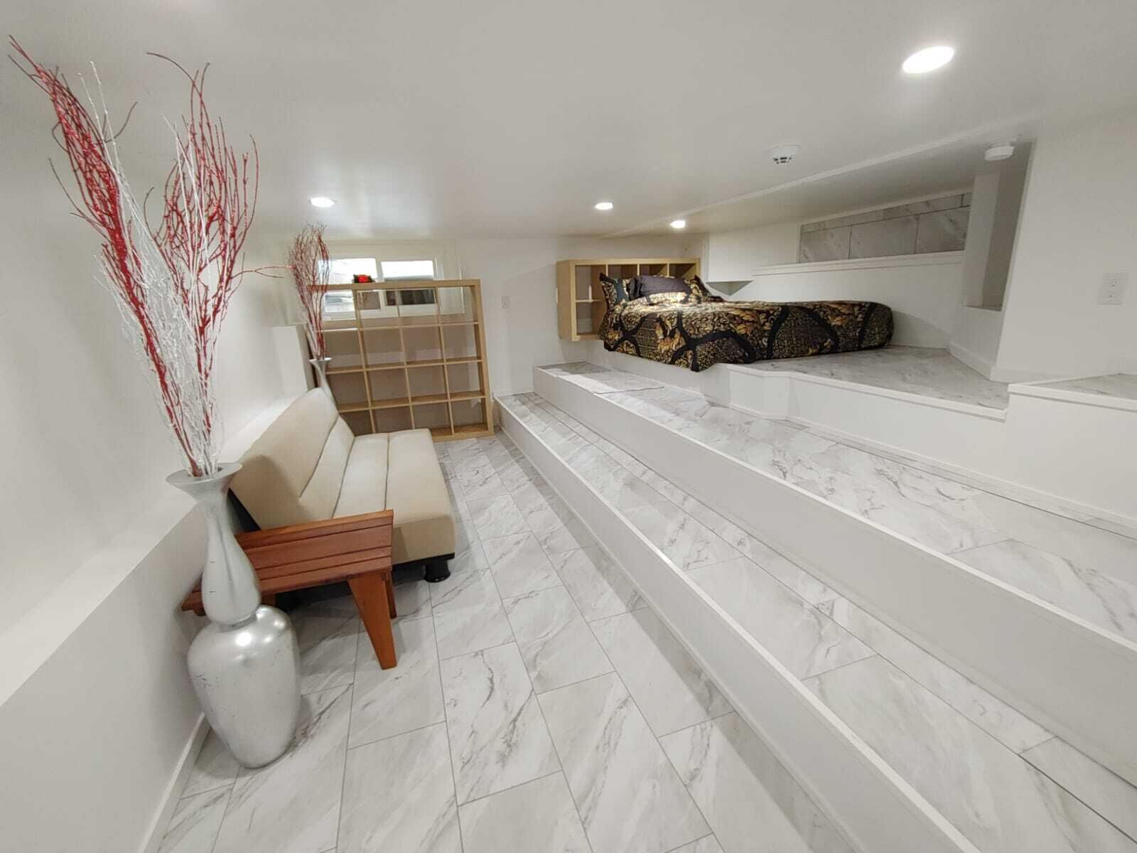 WiFi, bed sheets