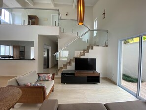 تلفزيون ذكي