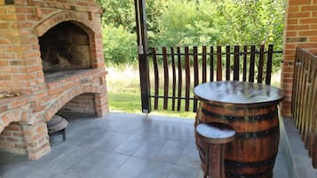 บ้านพัก (Two-Bedroom Holiday Home) | พื้นที่บาร์บีคิว/ปิกนิก