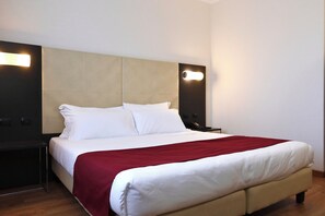 Premium Double Room | In-room safe, desk, laptop workspace, blackout drapes