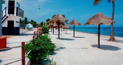 Beautiful house next to the beach with private pool