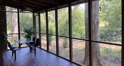 Charming 2-bedroom home in Easley