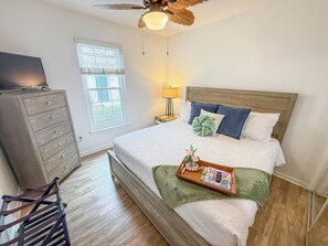 2 多间卧室、熨斗/熨衣板、WiFi、床单