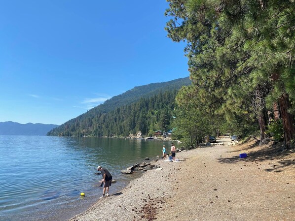 Beach - Timbercrest Beautiful 4-bedroom house with AC in Post Falls (Post Falls)