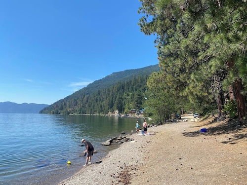 Timbercrest Beautiful 4-bedroom house with AC in Post Falls