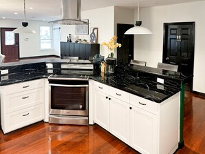 Gemeinsamer Economy-Schlafsaal, Gemischter Schlafsaal | Gemeinschaftsküche | Kühlschrank, Mikrowelle