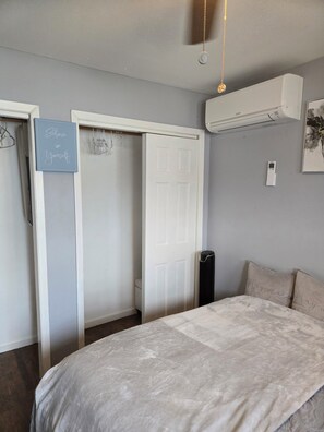 1 Schlafzimmer, Bügeleisen/Bügelbrett, kostenloses WLAN, Bettwäsche