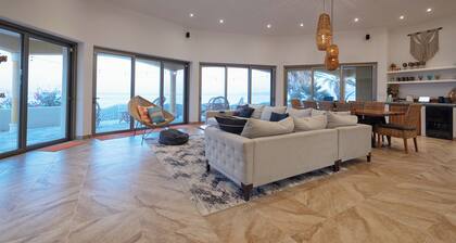 Casa Kalalita – 5 BDR Oceanfront Retreat in El Sargento with Casita