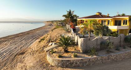 Casa Kalalita – 5 BDR Oceanfront Retreat in El Sargento with Casita