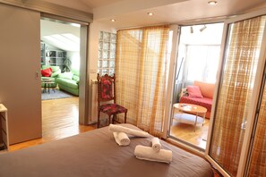 2 chambres, bureau, fer et planche à repasser, Wi-Fi gratuit