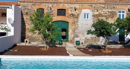 Cantinho de Terena - Smells of the Earth | Family House with Pool and Tradition
