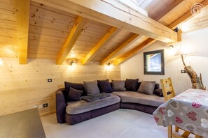 Smart TV - GITE DES FONDS CALI - HAUTELUCE LES SAISIES (HAUTELUCE LES SAISIES)