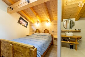 3 bedrooms, iron/ironing board, travel cot, free WiFi - GITE DES FONDS CALI - HAUTELUCE LES SAISIES (HAUTELUCE LES SAISIES)