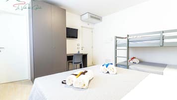 1 habitación, wifi y ropa de cama