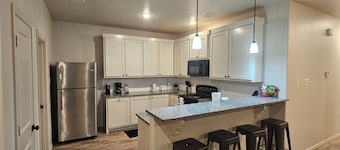 Welcome to NAKO RETREAT – Your Home Away from Home in Lubbock!