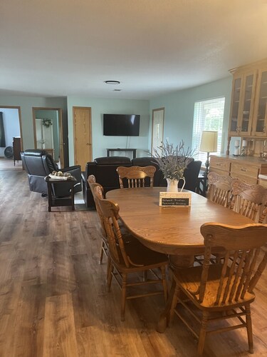 Quiet and Restful Bear Creek Haven