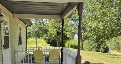 Quiet and Restful Bear Creek Haven