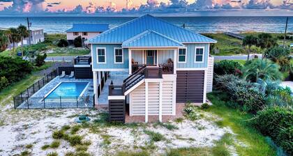 Newly Constructed, 1 min walk to St. George Island Beach, 4BR/BA, Private Pool