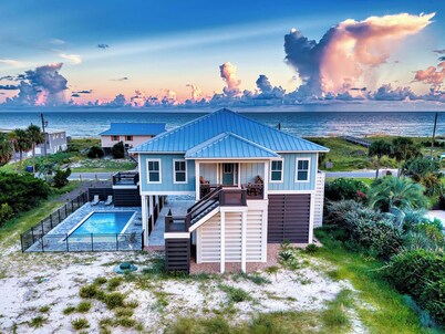 Newly Constructed, 1 min walk to St. George Island Beach, 4BR/BA, Private Pool