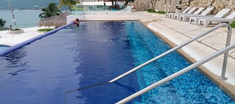 Charming 4 Px apartment in tranquil Acapulco Diamante-Majahua with all amenities