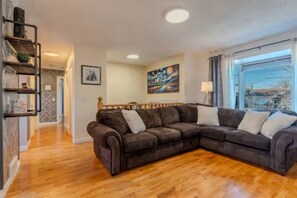 TV, kontorer og printere