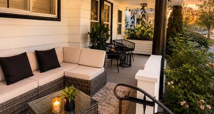 Walk to Lakewood Dining • Near Edgewater Beach • 10min to Downtown