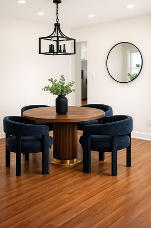 Dining - Cozy Lakewood 2BR • Quiet Neighborhood • Driveway Parking (Lakewood)