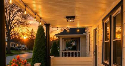 Walkable Lakewood 2BR Duplex • 10min Downtown • Parking