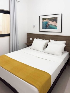 1 chambre, fer et planche à repasser, Wi-Fi gratuit, draps fournis