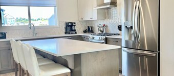 Rockland Park Home: 3 BR, Easy Access to Banff