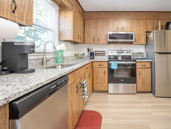 Microwave, oven, stovetop, dishwasher