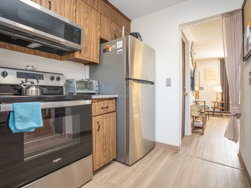 Charming 2-bedroom townhome in Norwich near Great Wolf L, Foxwoods & Mohegan Sun