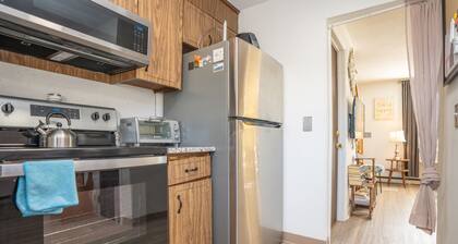 Charming 2-bedroom townhome in Norwich near Great Wolf L, Foxwoods & Mohegan Sun